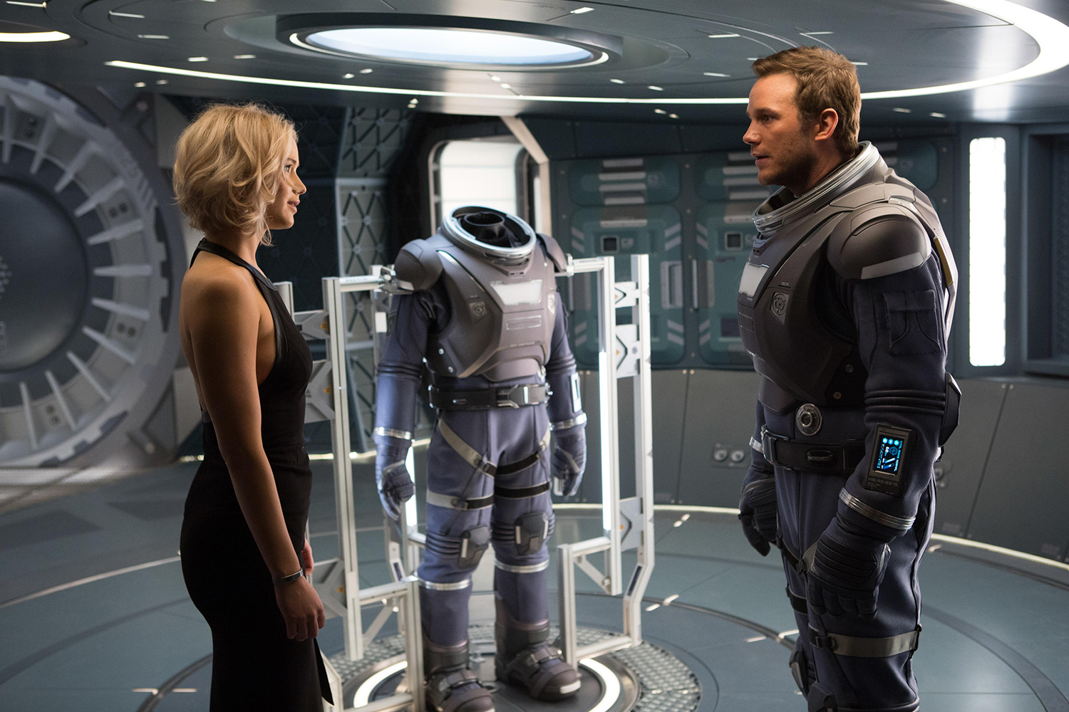 Passengers - Chris Pratt; Jennifer Lawrence