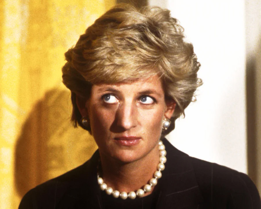 Princesa Diana frequentou boate gay com Freddie Mercury, diz biografia