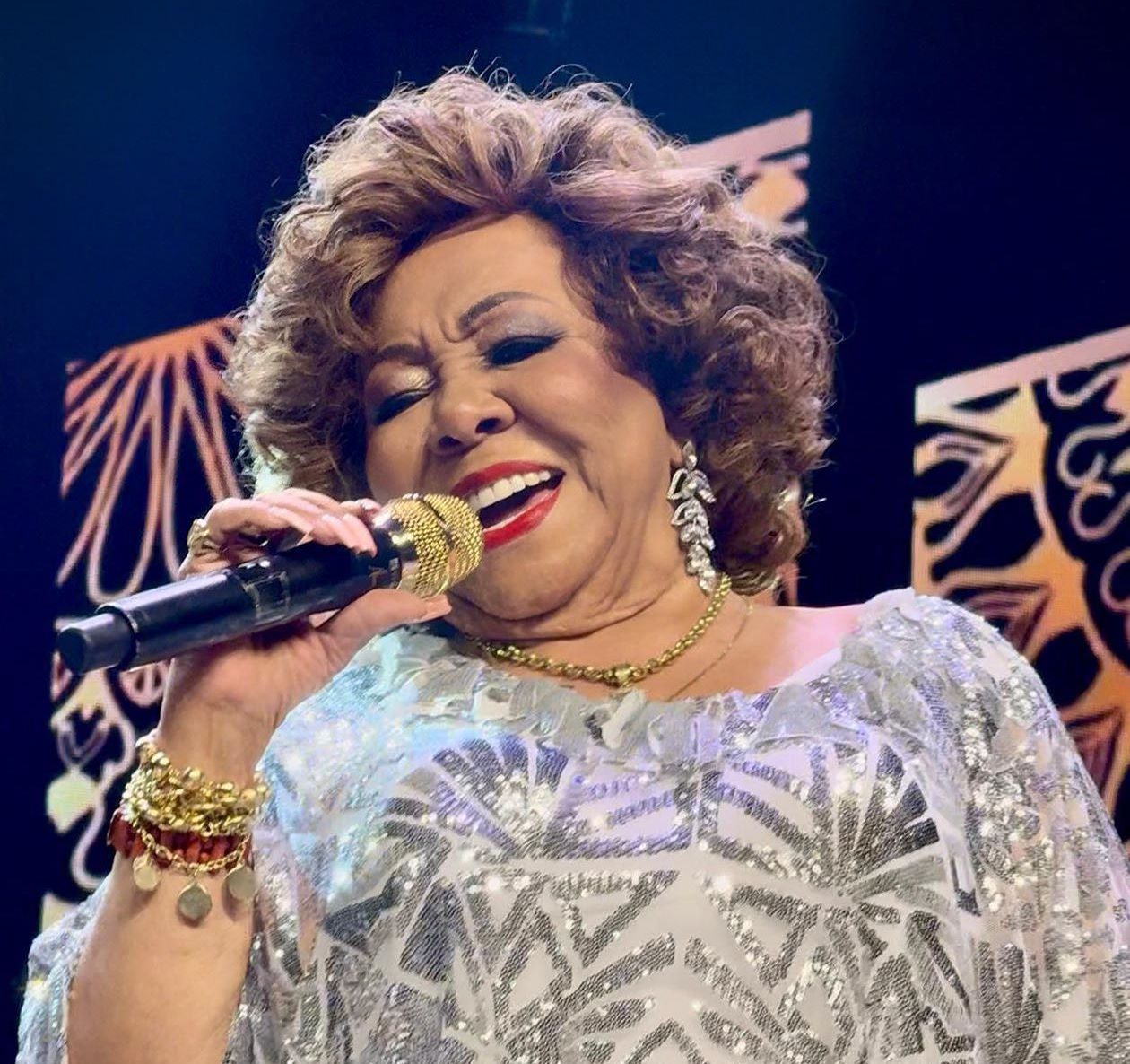 Alcione lança álbum novo e reflete sobre carreira aos 77 anos