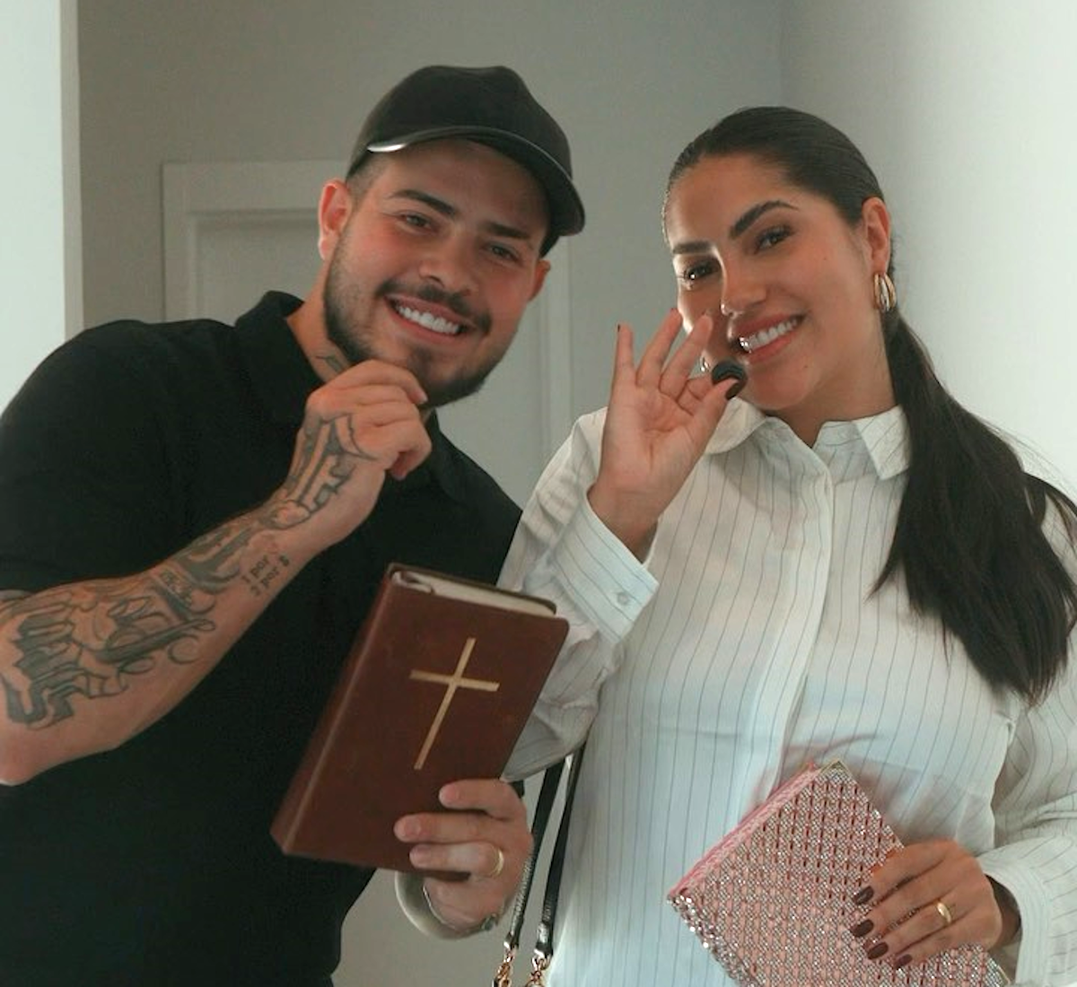 Jottapê chora ao quitar dívida com funk e iniciar carreira gospel