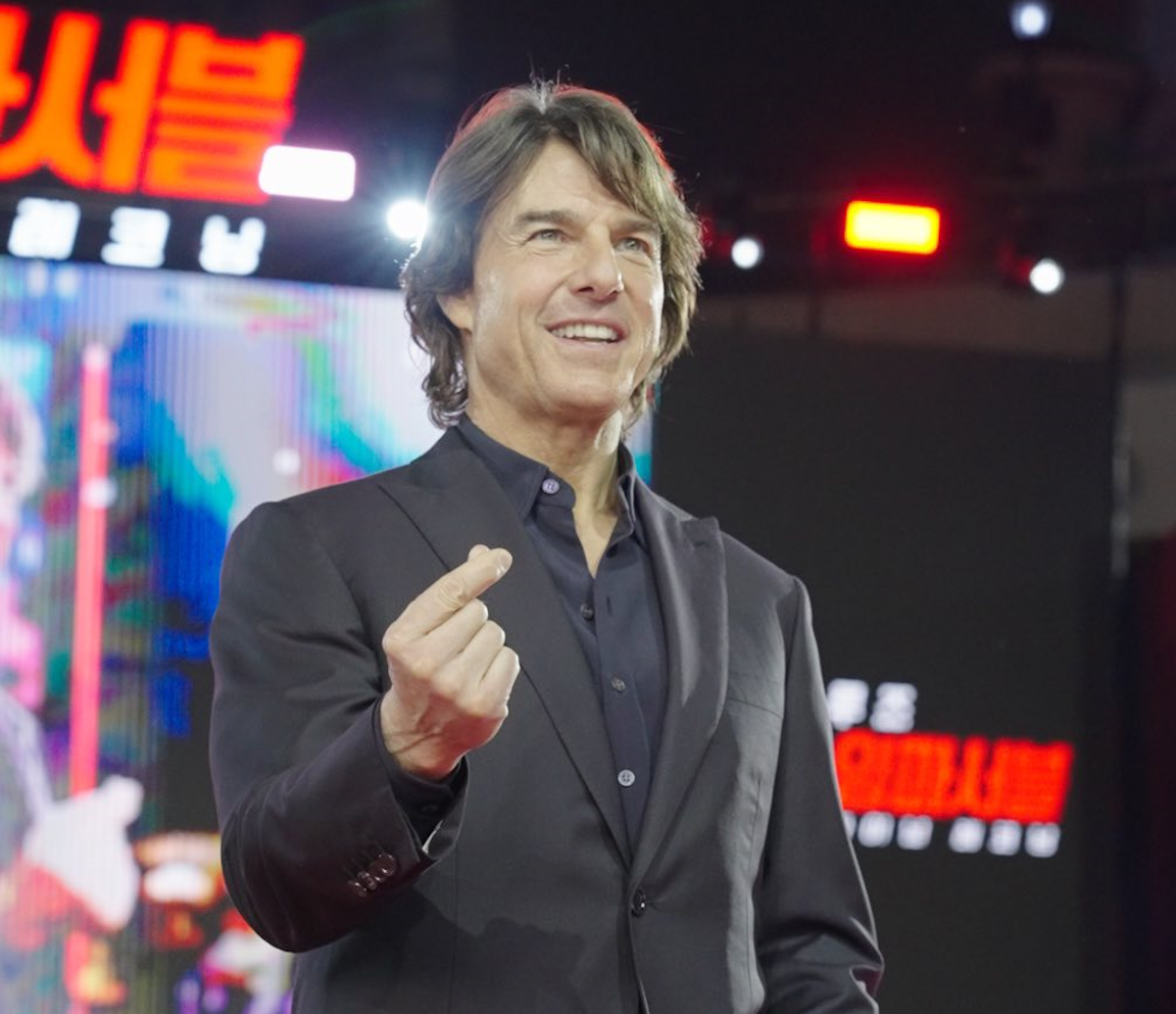 Tom Cruise rejeita pergunta sobre tarifa de Trump em filmes estrangeiros