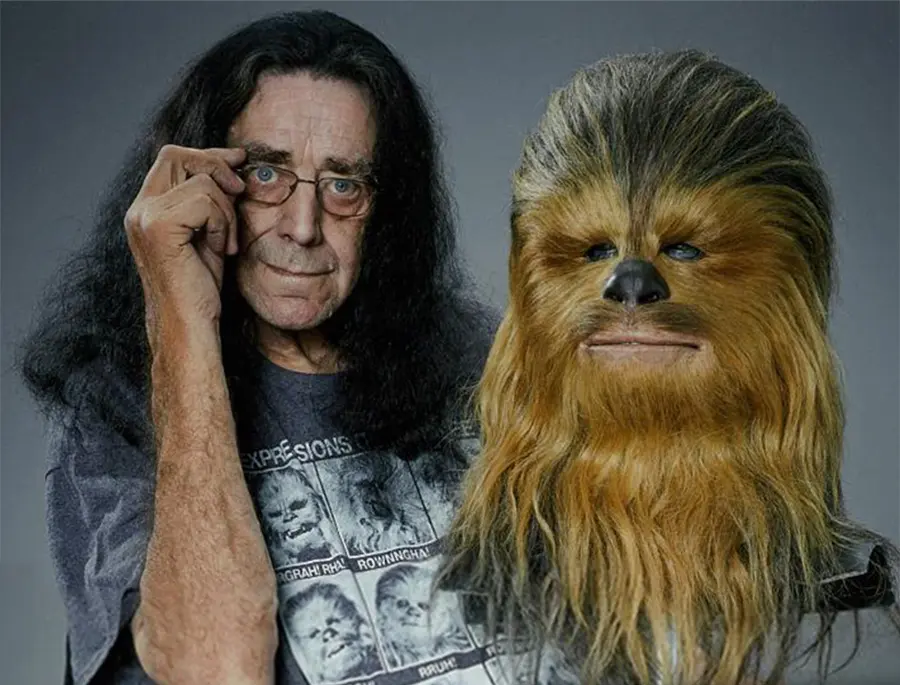 George Lucas revela que Peter Mayhew mudou a concepção de Chewbacca