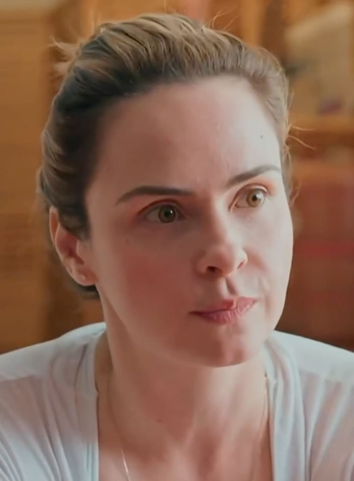 Ana Paula Renault é internada às pressas e fará cirurgia na coluna