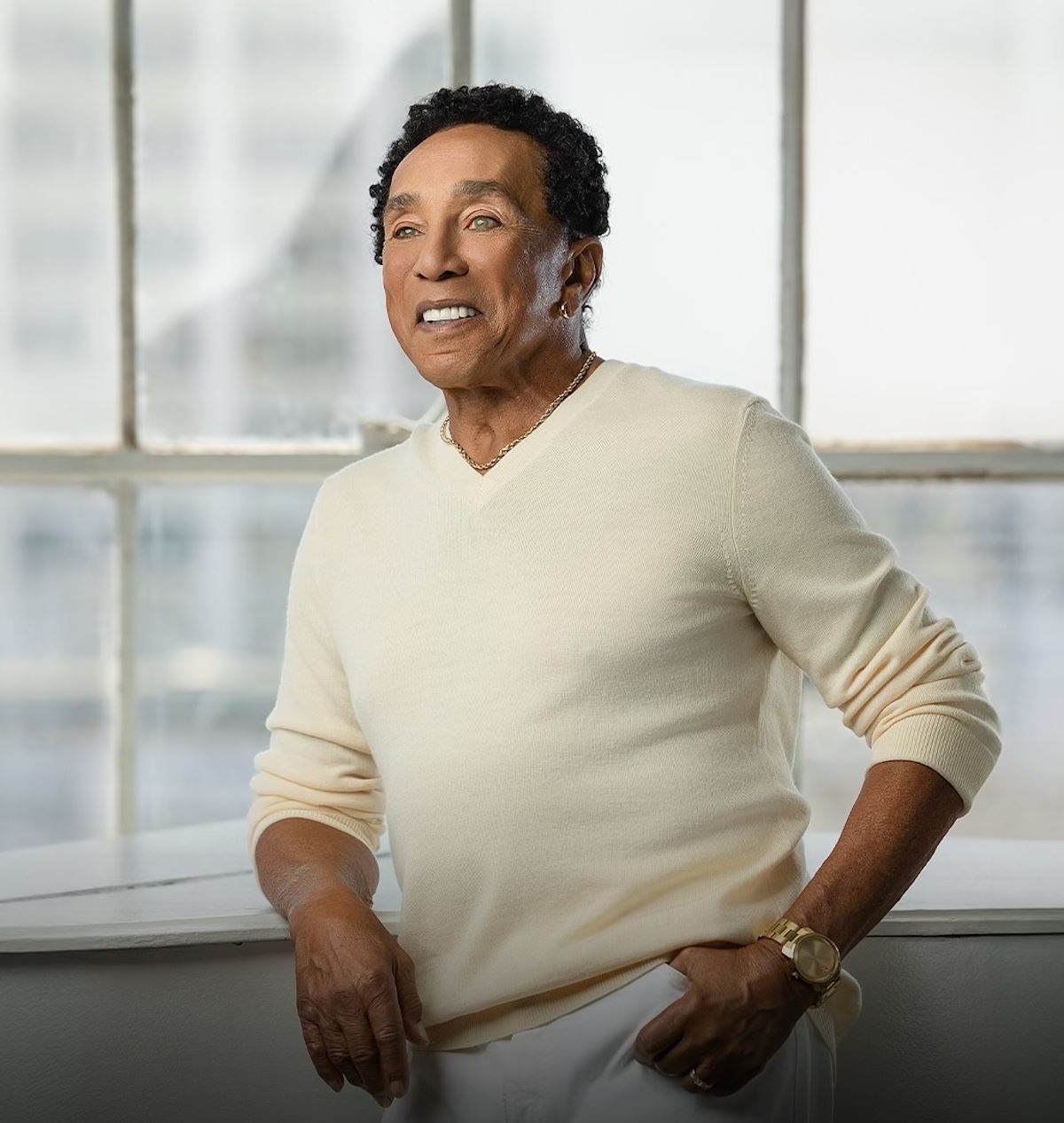 Polícia investiga Smokey Robinson por agressão sexual
